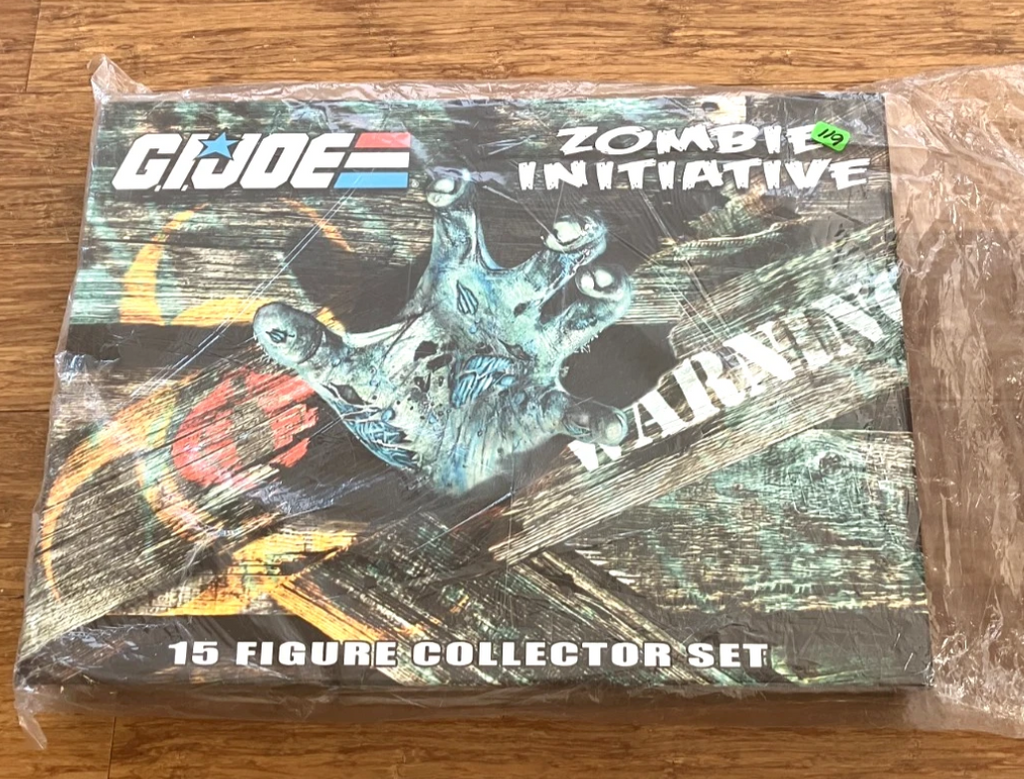 GI Joe Zombie Initiative Boxed Collector Set 15 Figures with Paperwork Convention Exclusive