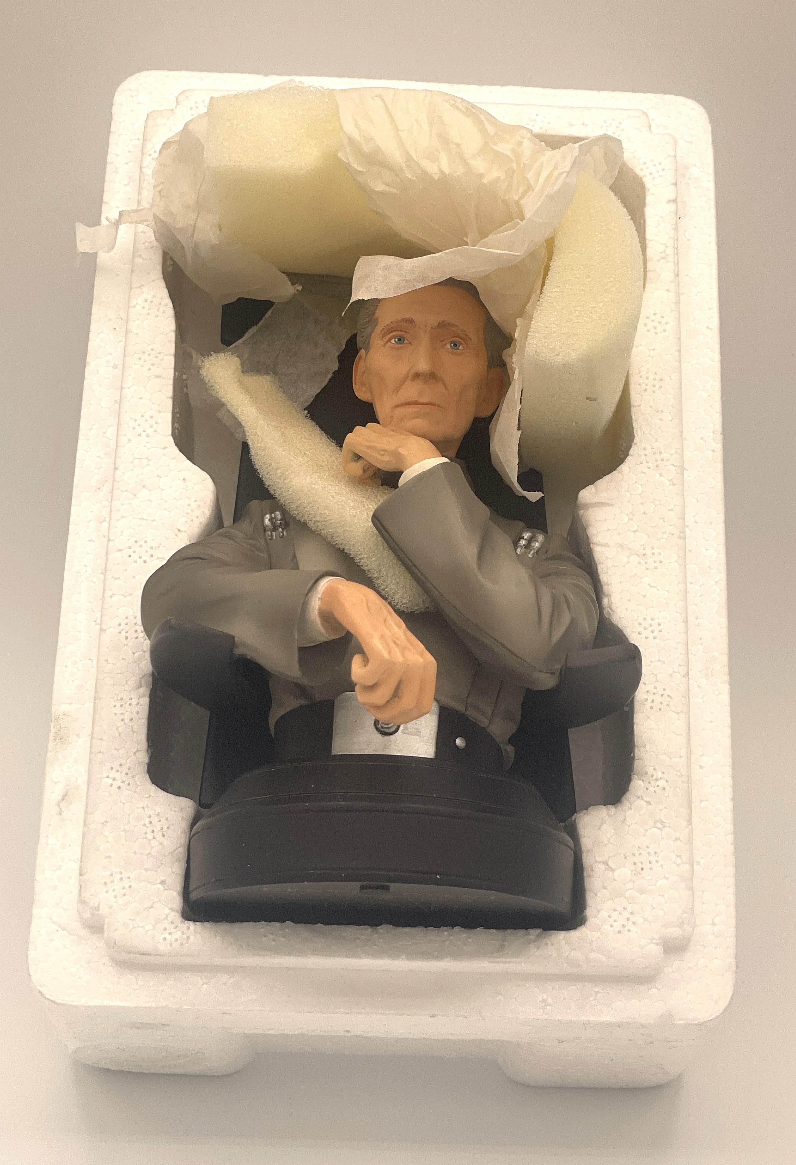 Gentle Giant Grand Moff Tarkin Mini Bust Star Wars