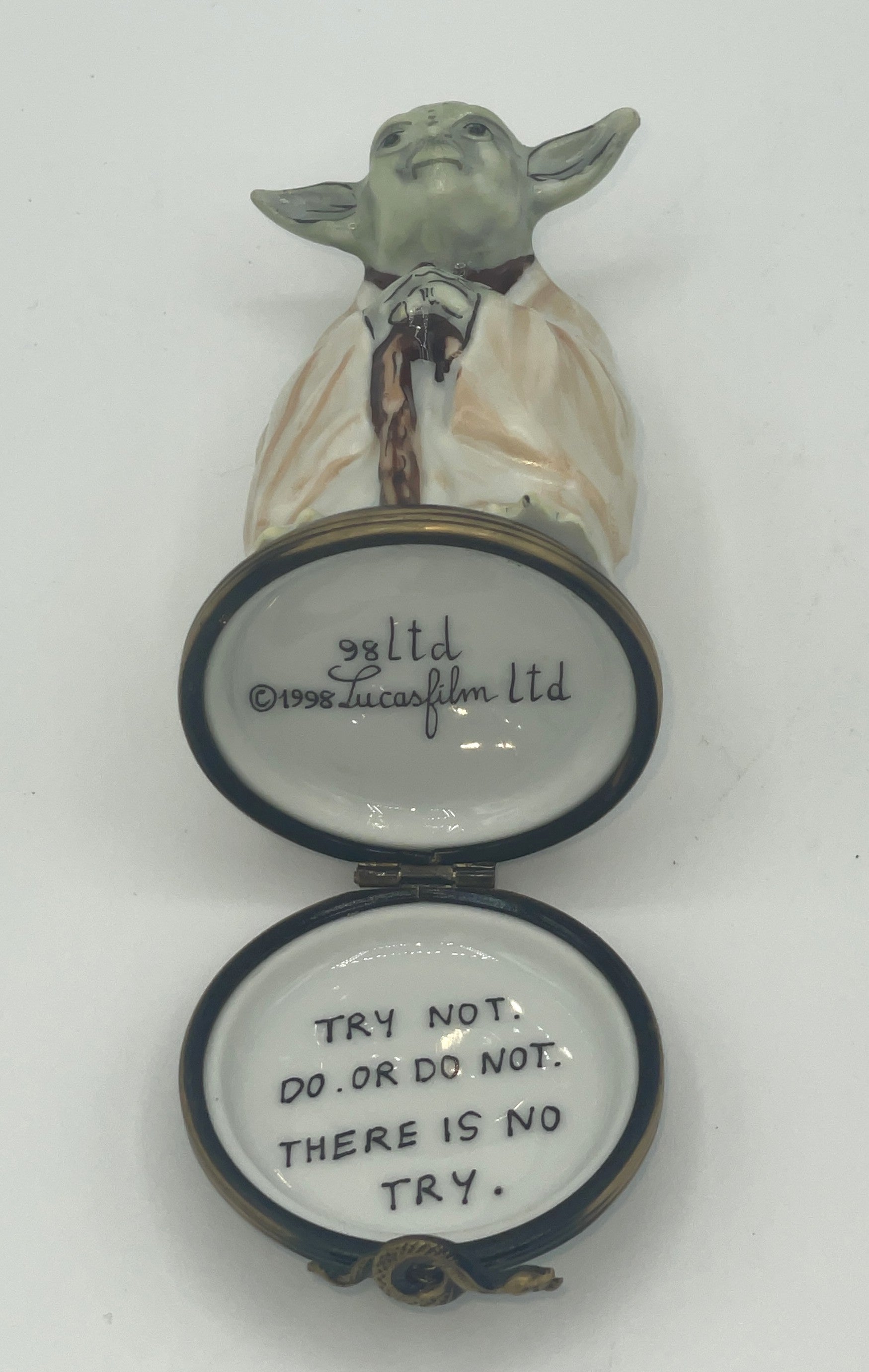 Rochard Limoges Yoda Star Wars 1998 Fao Schwarz Hand Painted in France 3
