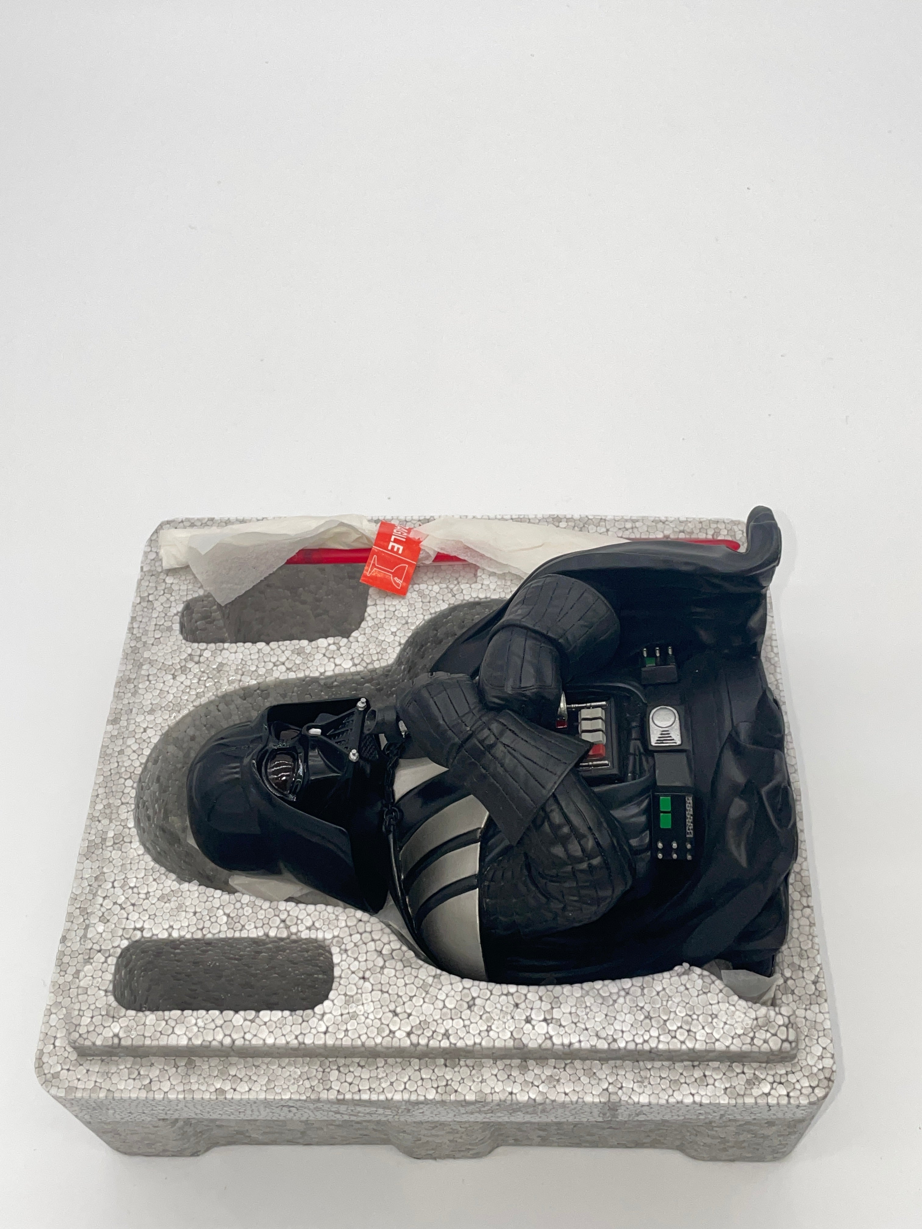 Gentle Giant Star Wars Darth Vader Collectible Mini Bust 2005