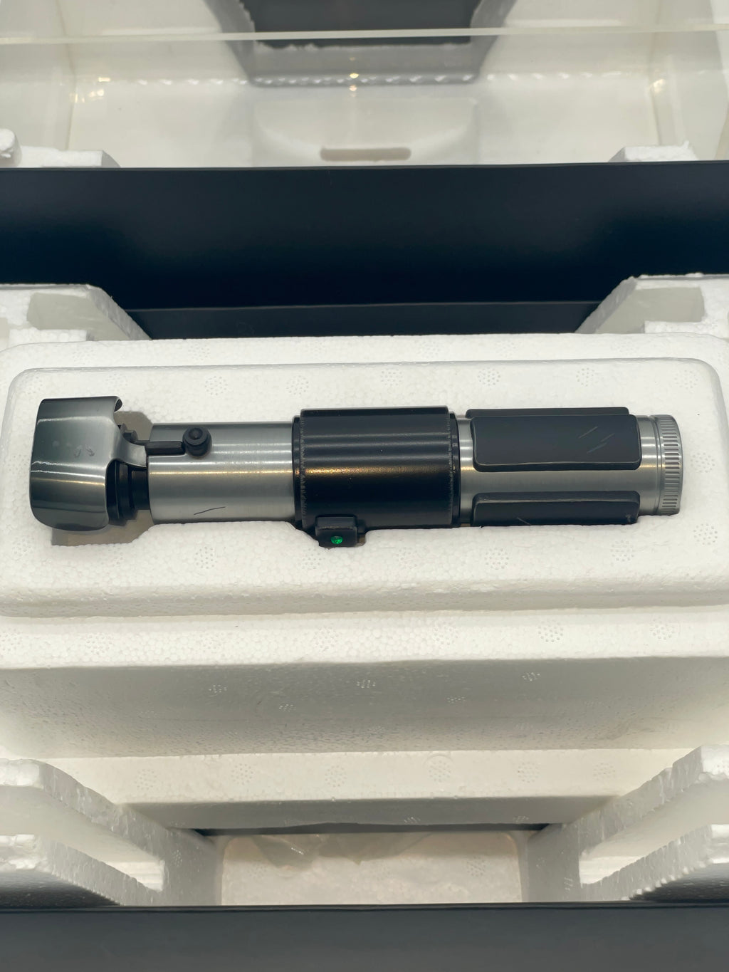 Master Replicas Star Wars Yoda Lightsaber RotS 1:1 Prop Replica Limited Edition w COA SW-133