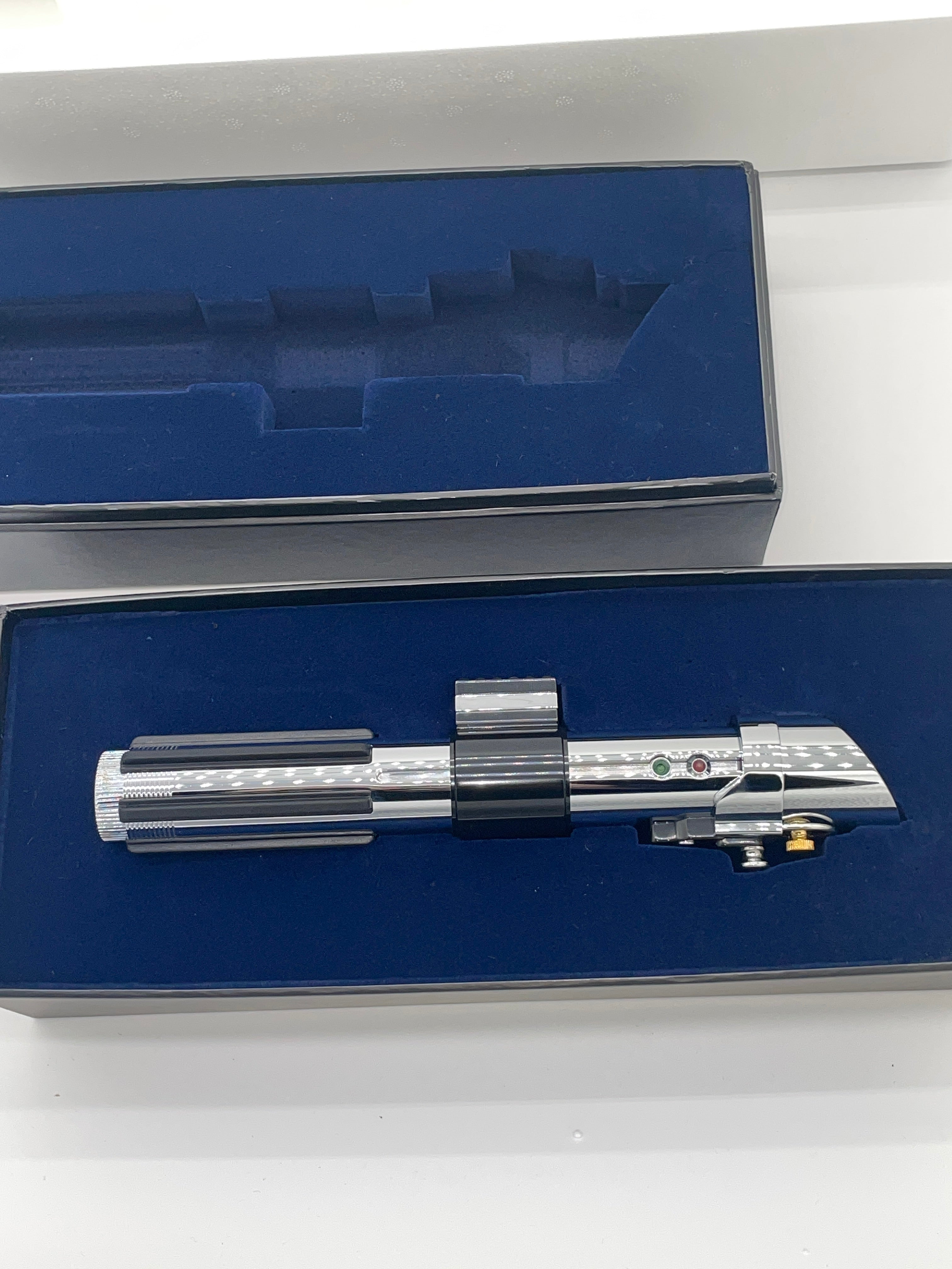 Master Replicas Star Wars Anakin Skywalker Lightsaber AotC 1:1 Prop Replica Limited Edition w COA SW-115