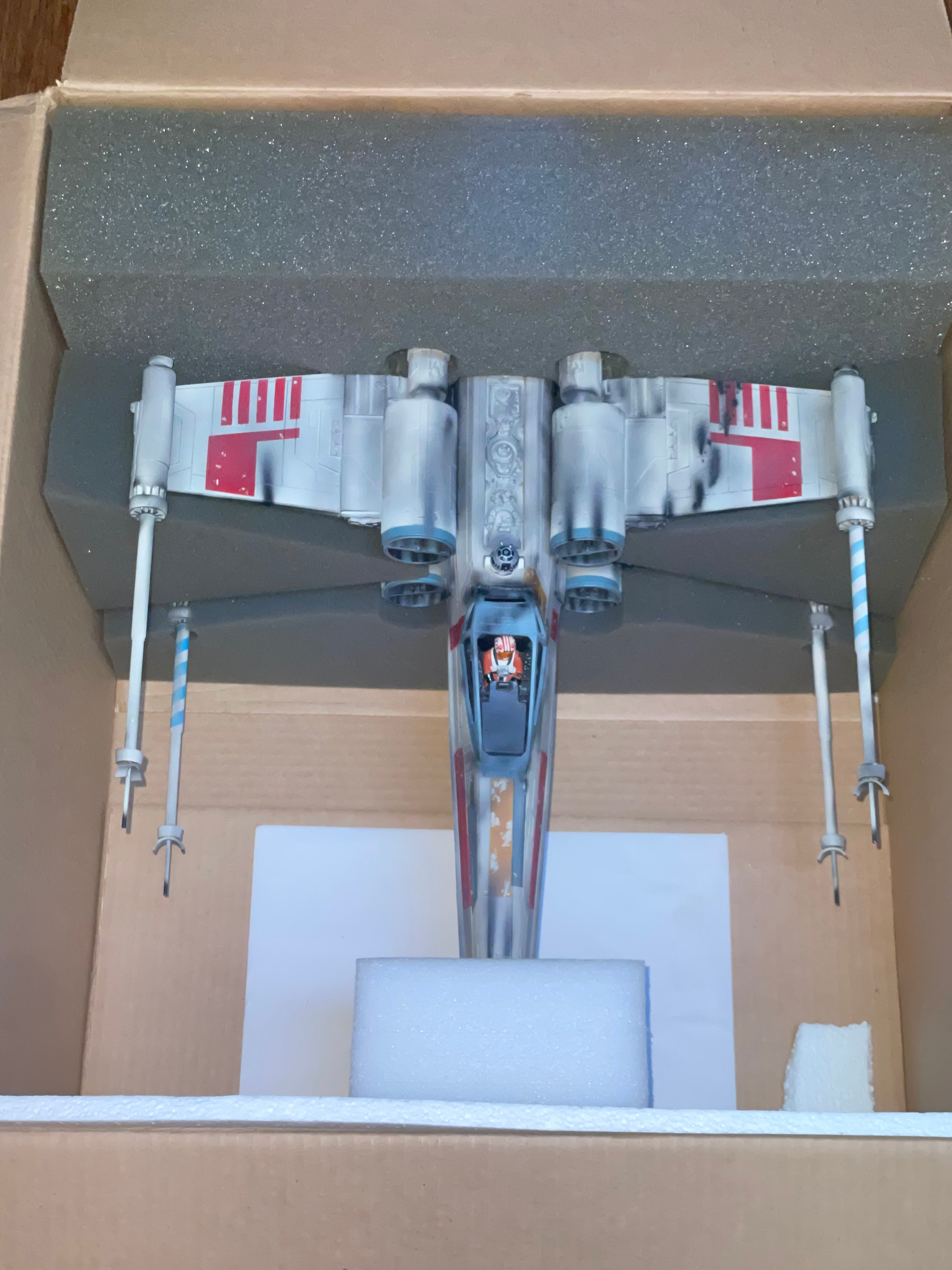 Star Wars ICONS X-Wing Fighter Red Five Replica Model 1023/1977
